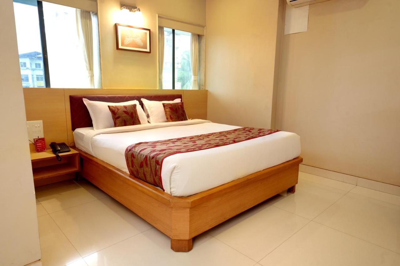 Hotel Prestige, Mangaluru Zewnętrze zdjęcie